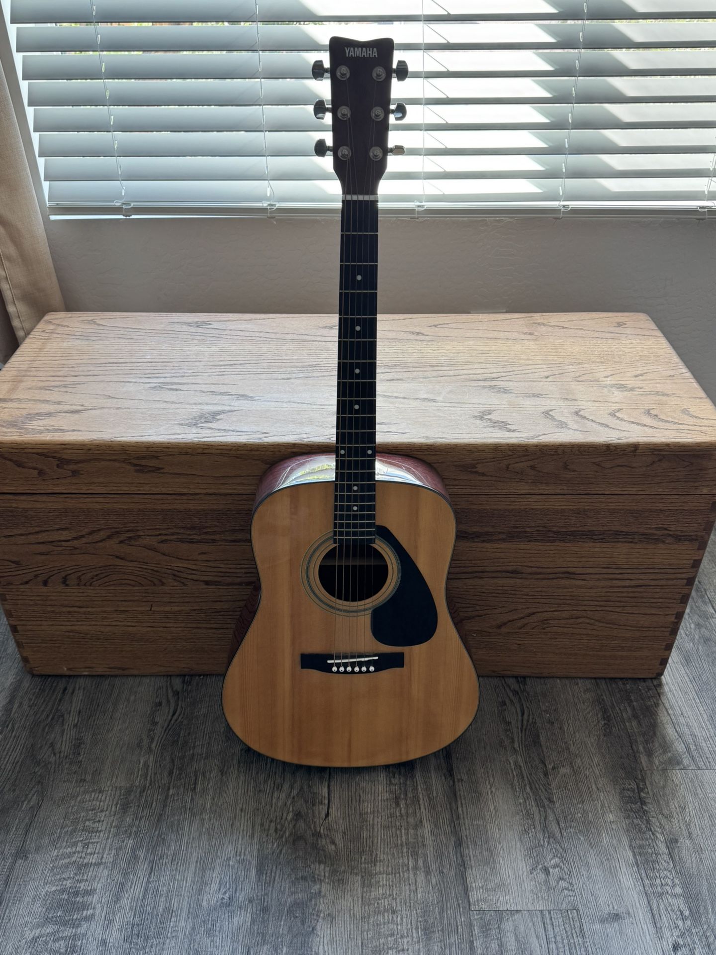 Yamaha Guitar