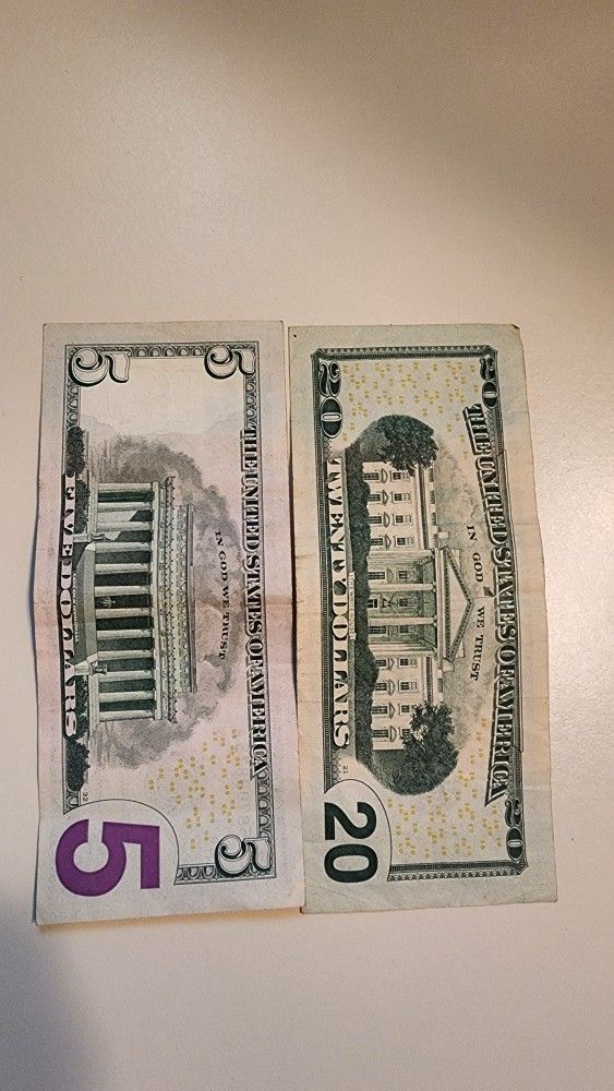 GAP Hoodie Mickey Mouse Size Large N Raiders Beaniee