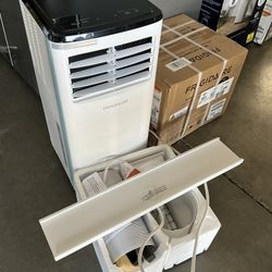 FRIGIDAIRE 8000 BTU AIR CONDITIONER $220