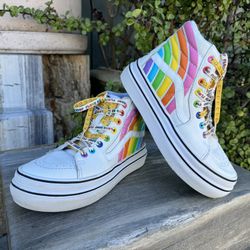 Gently Used VANS X FLOUR SHOP SUPER COMFYCUSH SK8-HI RAINBOW Women’s 7