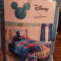 Disney Pixar Finding Dory Multicolor Reversible Kids Twin Comforter 61" x 86" Brand New