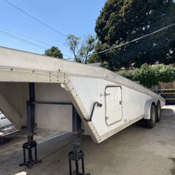 32’ Featherlite Gooseneck Car Hauler