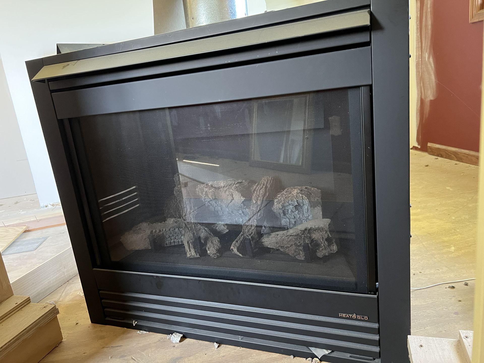 Heat&Glo Gas Log Fireplace