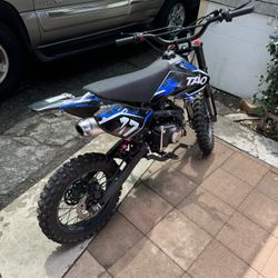 Dirt Bike 