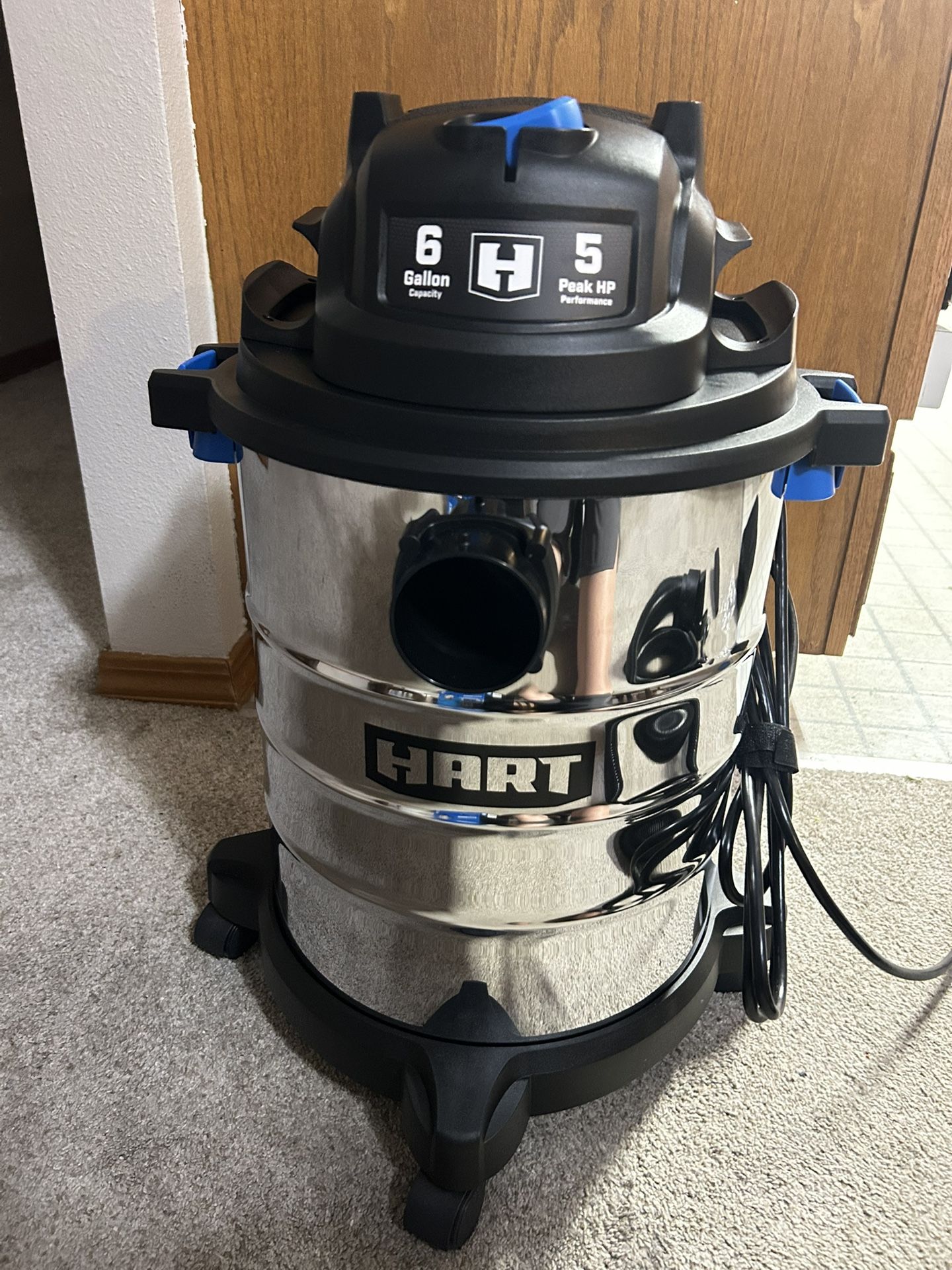 Hart 6 Gallon Stainless Steel  Wet/Dry Vac