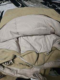 Queen Comforter