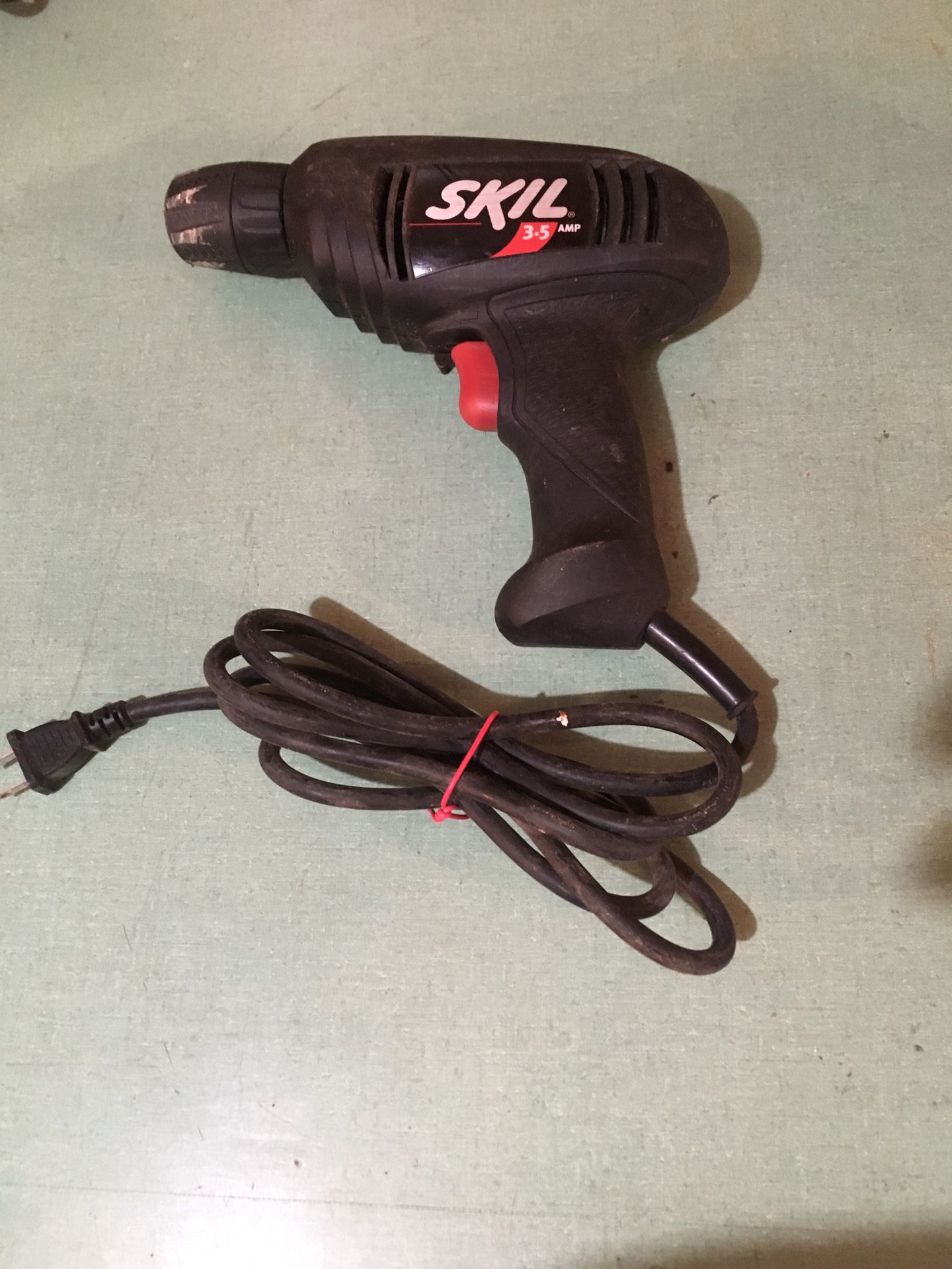 Drill Skil # 6130 3.5 amp 3/8 cord drill