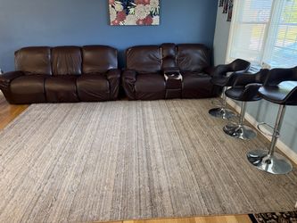 Free pickup today - Sofa and Rolling Chairs