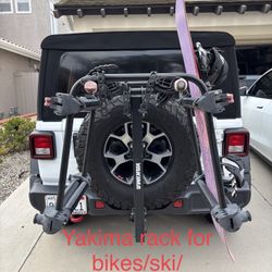 Yakima 4 bikes w/locking hitch plus ski/snowboard holder w/lock and keys