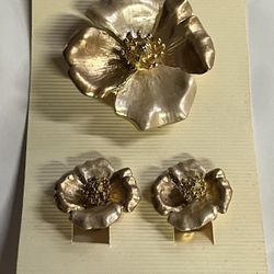 Bordeaux Clip Ons And Pendant 