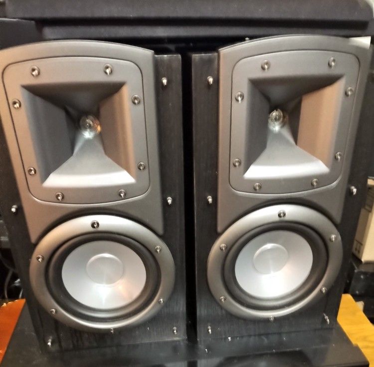 KLIPSCH SYNERGY B-2s like new!