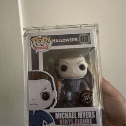 Michael Myers green glow chase