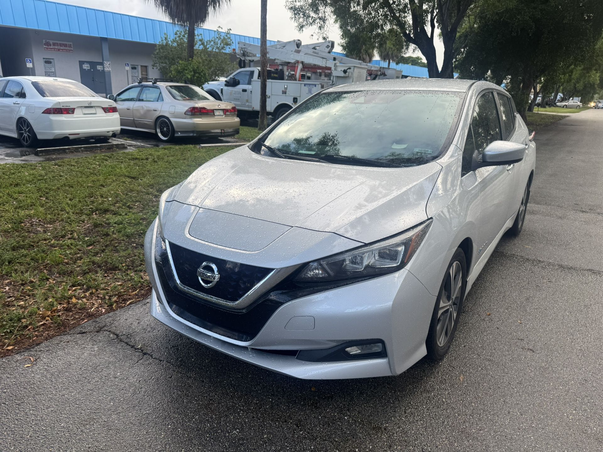 2018 Nissan Leaf Eletric Great Condition Not Tesla Kia Hyundai Ford Chevrolet GMC Caddilac Parts