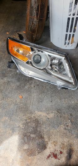 HONDA ODYSSEY HEADLIGHT 2011-2013