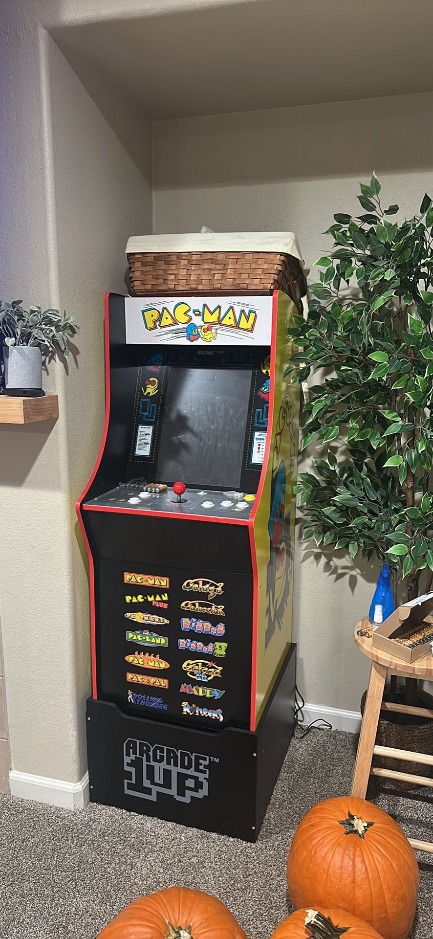 PAC-MAN MACHINE