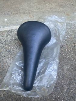 Windsor Bicycle Saddle by Lambertini - Made in Mexico - New Old Stock
