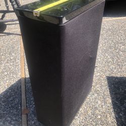 Slim Style Definitive Technology Center Channel Speaker