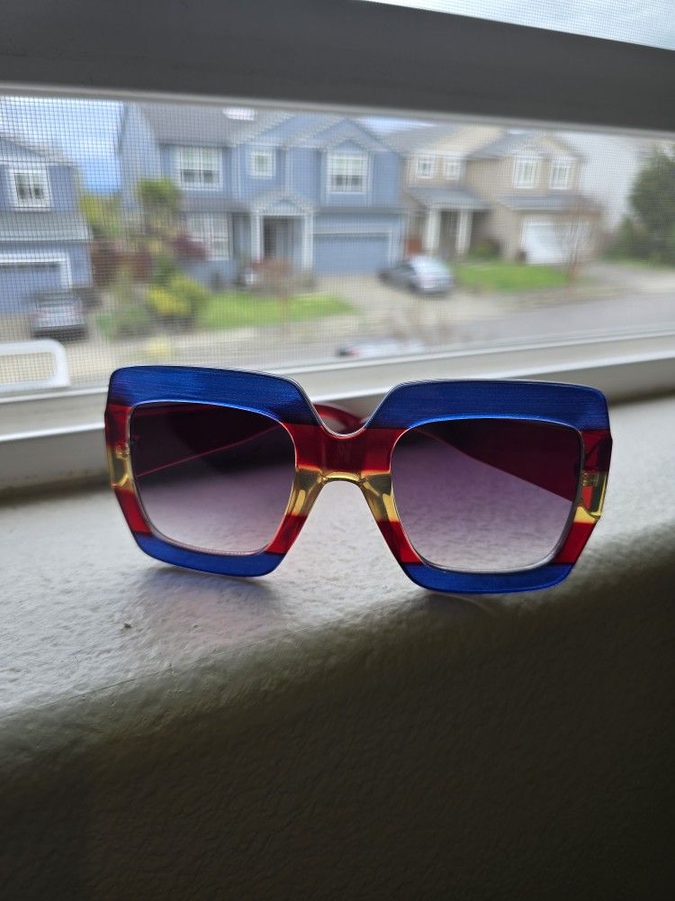 Woman's Sunglasses