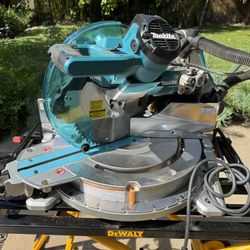 Makita 10” Compound Miter Saw W/stand