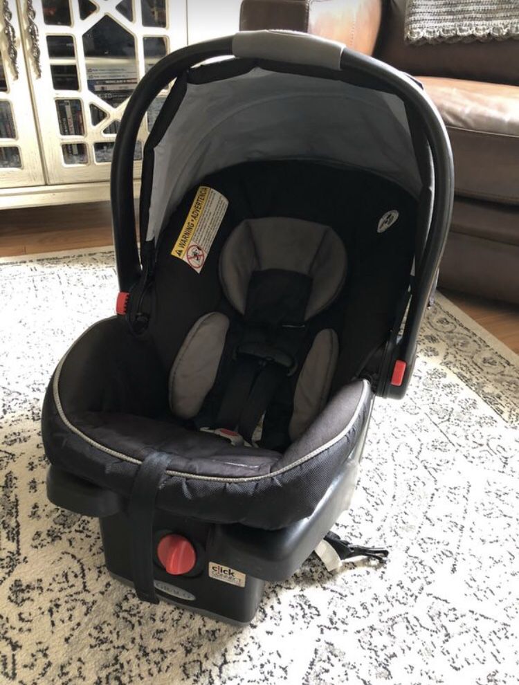 Graco Infant Car Seat with Base
