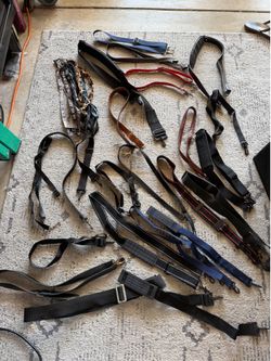 LOT of 20 STRAPS and 10 lanyards
