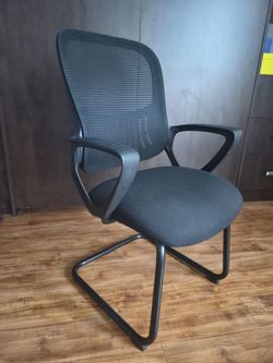 Black Mesh Office Guest Chair