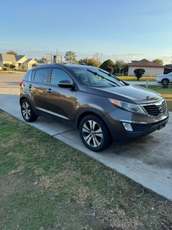 Kia sportage 2011 for sale
