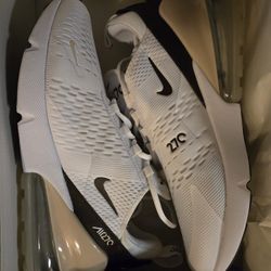 Air Max 270