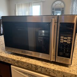 Black+Decker Microwave