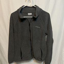 Columbia Womens Sz 1X Fleece Jacket Full Zip Zippered Pockets Long Sleeve Gray