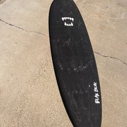 Blak bear Surfboard 7’2”
