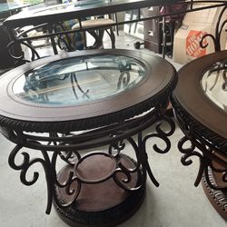 2 Vintage Style Large And Medium Coffee Table + Entryway Table