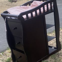 Changing Table (Taking Offers)