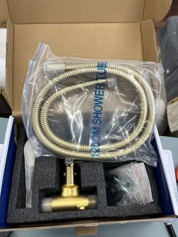 Single-Handle Bidet Faucet with Handle 