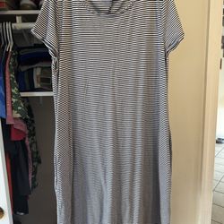 Woman dress  gap