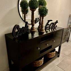 Farmhouse Console & Mirror 
