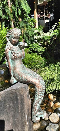 PENDING PICK-UP- Beautiful Sitting Mermaids