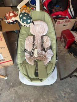 Baby swing