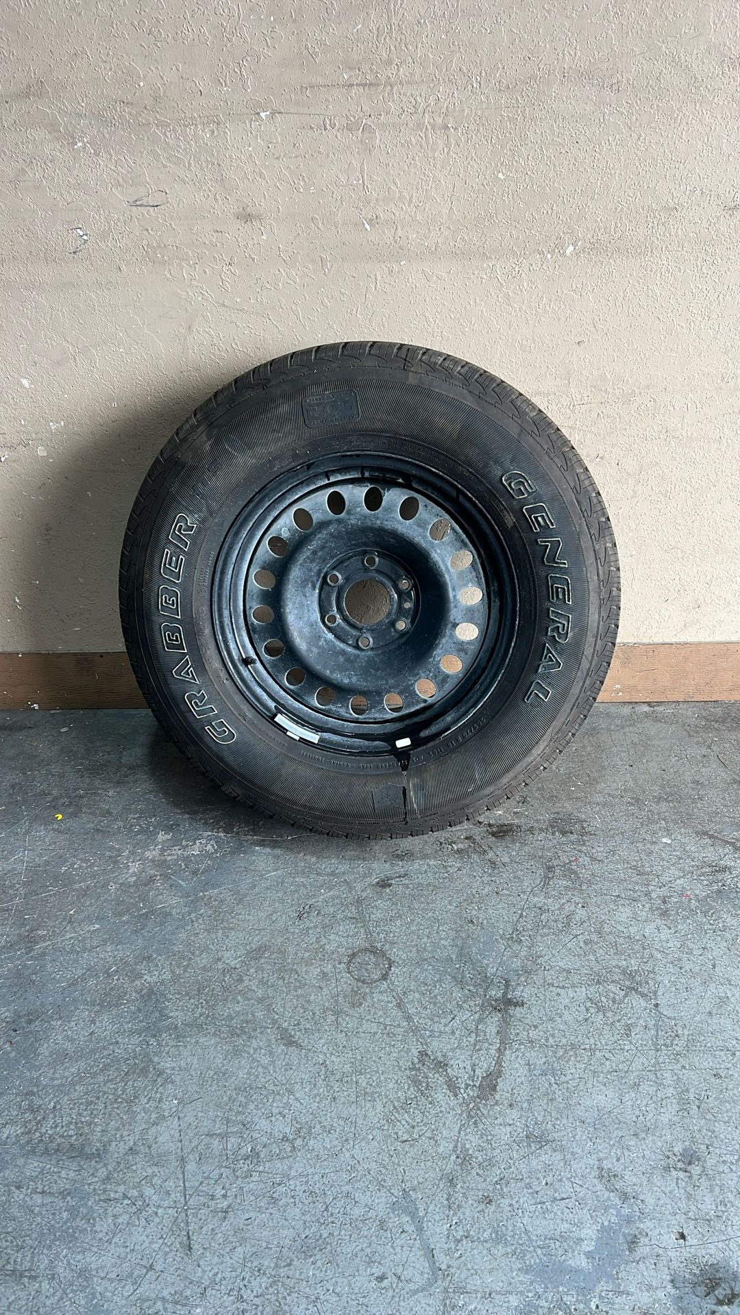 (F) 16-24 Nissan Titan Wheel 2016 2017 2018 2019 2020 2021 2022 2023 2024