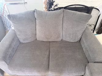couch and love seat set free