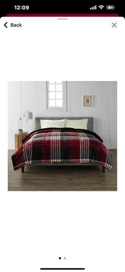 Cuddl duds Plaid Red soft comforter - King Size