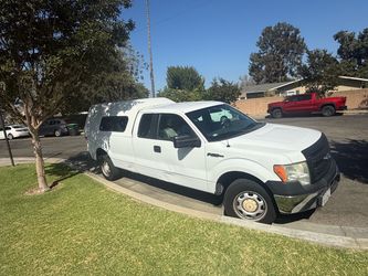 2014 Ford F250 v8. 189k miles