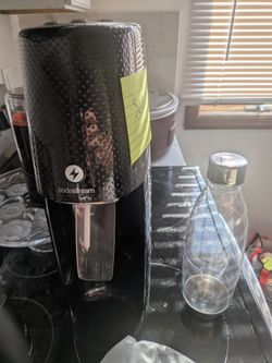 Soda Stream with 1 bottle