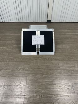 $40 / (24”) 2 foot long  / all aluminum wheelchair or heavy equipment ramp / 800 pound capacity