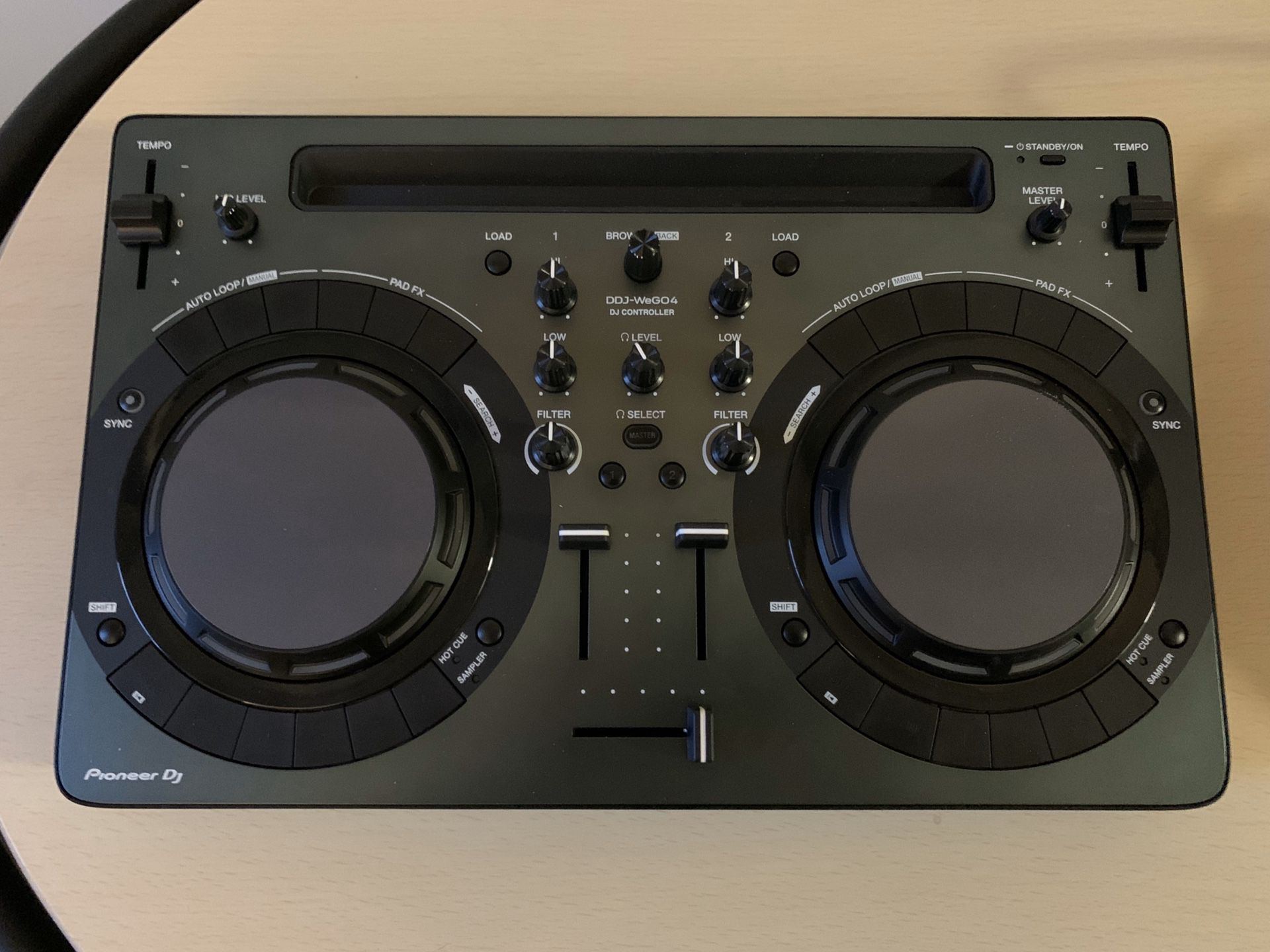 Pioneer DDJ WeGO 4 - DJ Controller