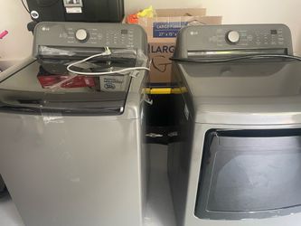LG Washer and Dryer Set