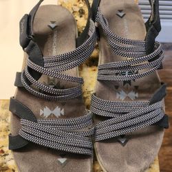 Skechers Sandals Size 7