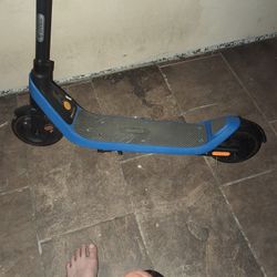elcelectric scooter