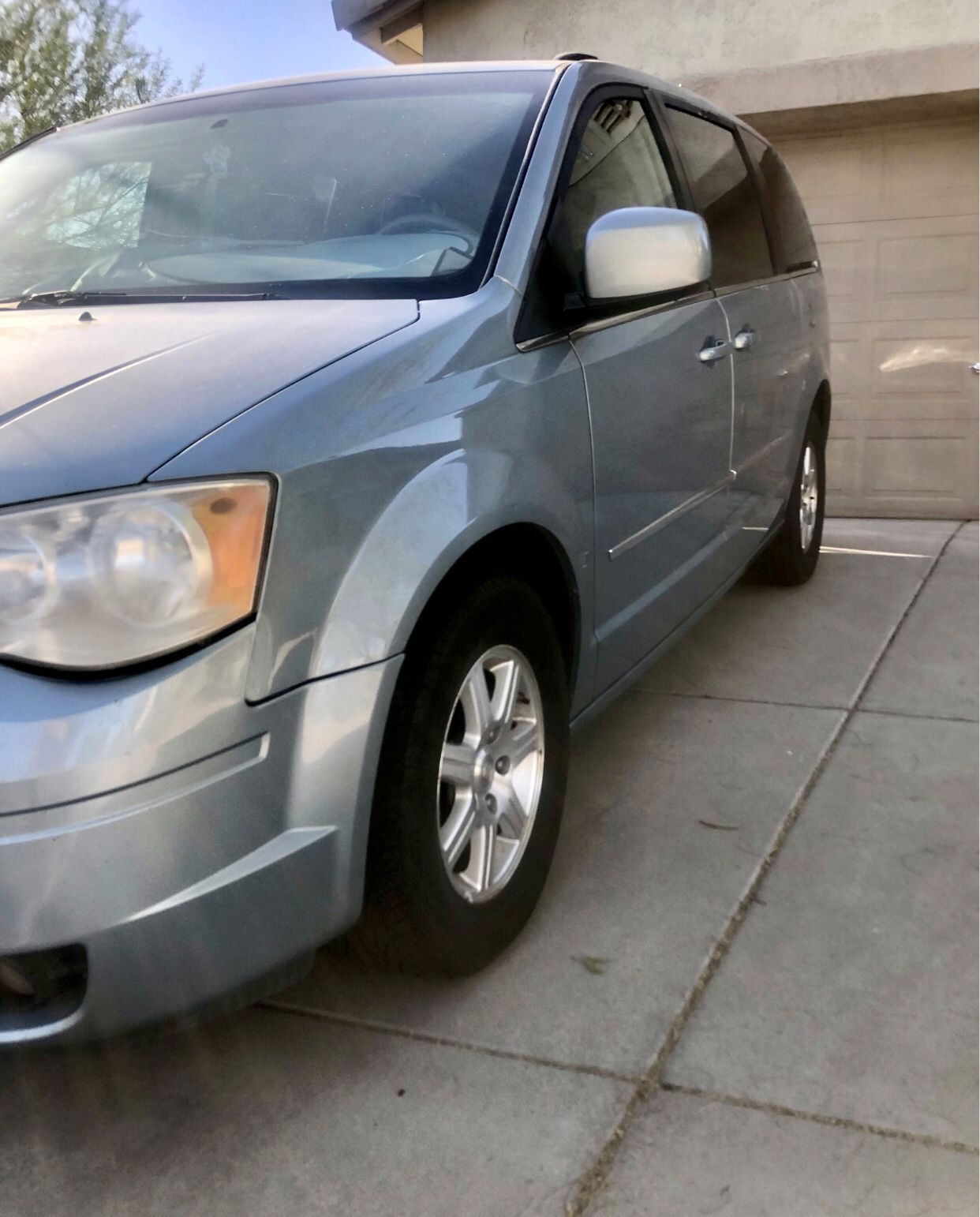 2009 Chrysler Town & Country