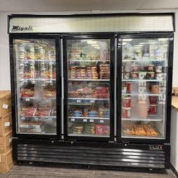 Migali 3 Door Reachin Freezer 